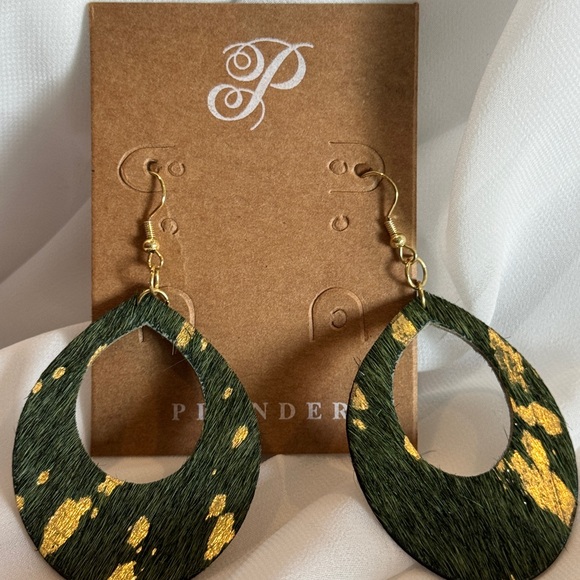 Plunder Green & Gold Teardrop Dangle Earrings - Picture 3 of 3